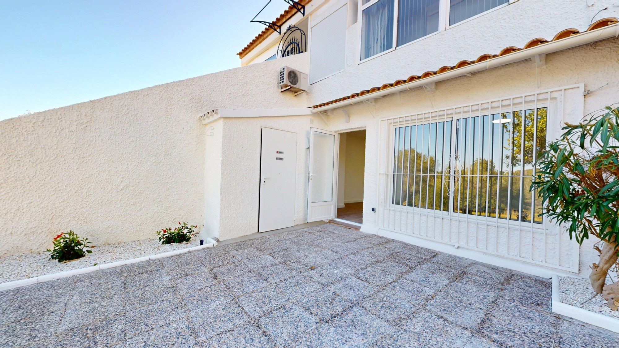 Kitchen in bungalow for sale in Orihuela Costa