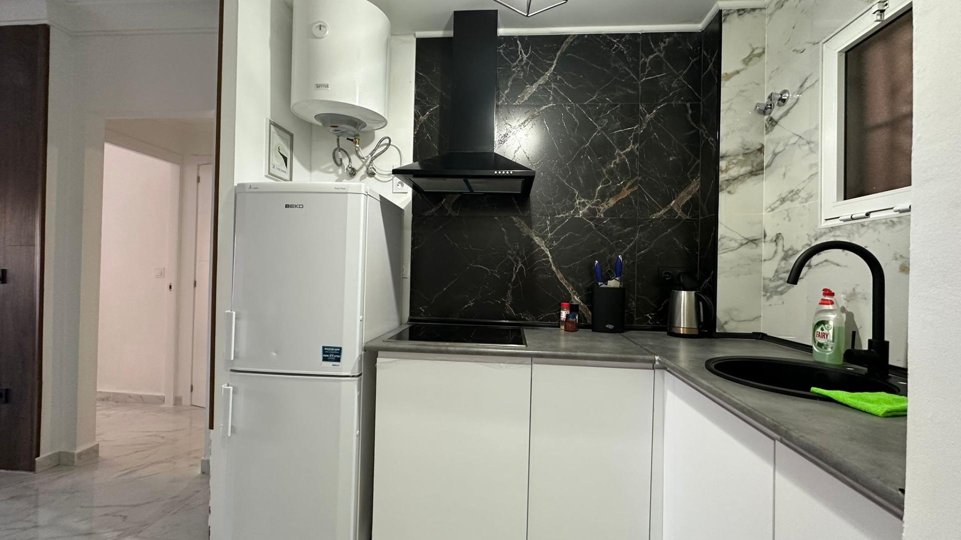 Kitchen in apartment for sale in Torrevieja