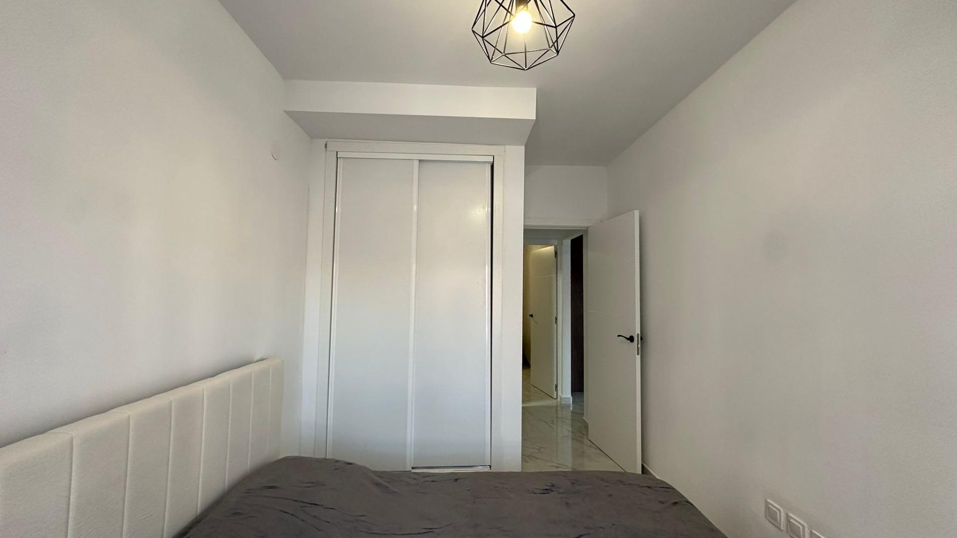 Master bedroom in apartment for sale in Torrevieja