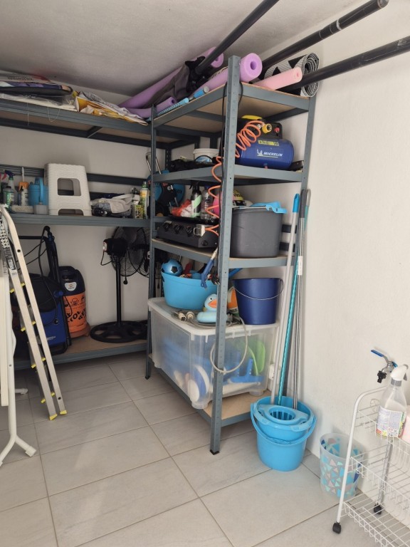 Pool area in villa for sale in Benijofar
