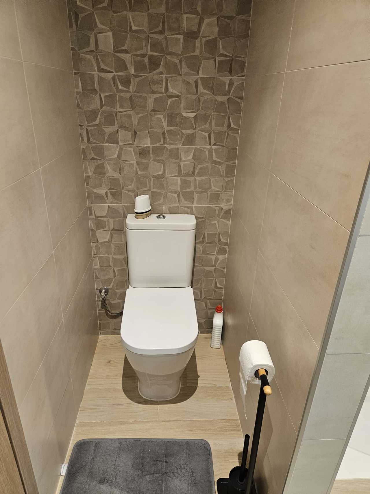 Bedroom in villa for sale in Torrevieja