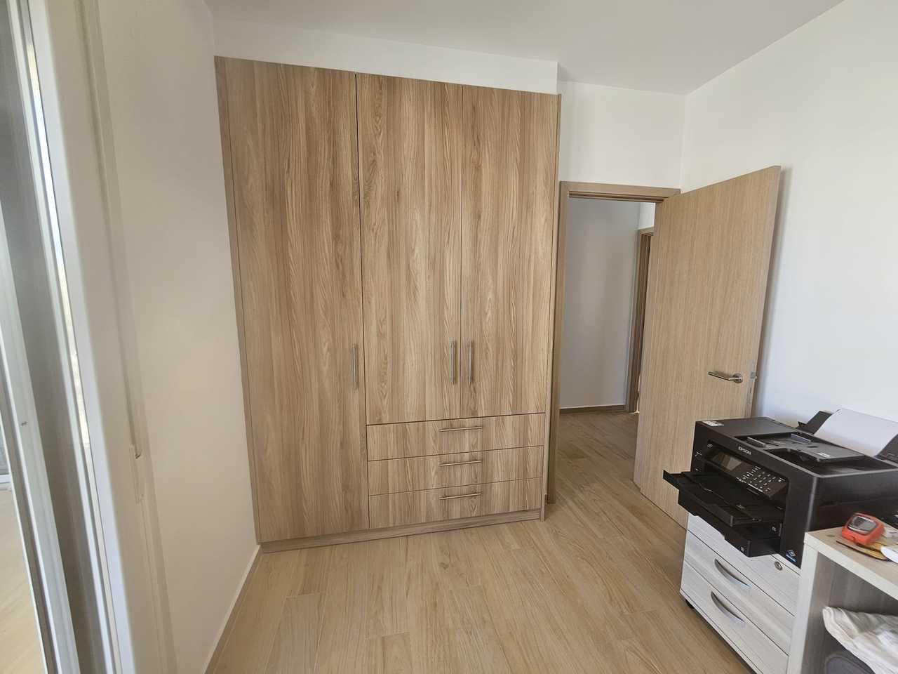 Master bedroom in villa for sale in Torrevieja