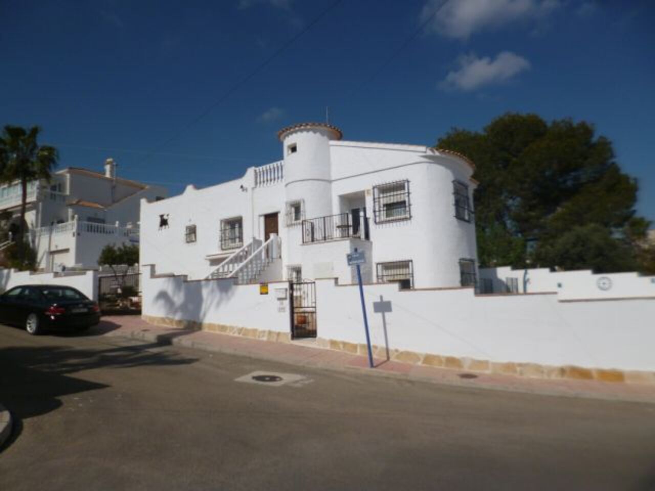 Living room in villa for sale in Villamartin