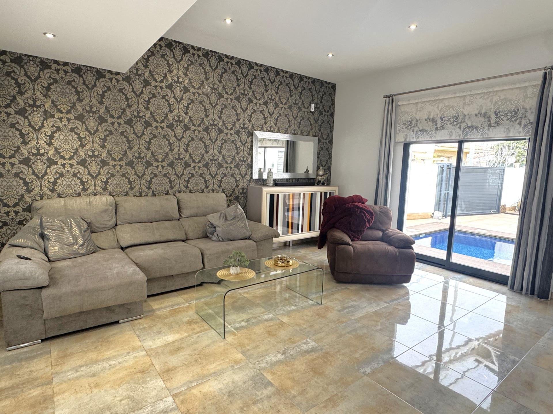 Exterior view in villa for sale in Pilar de La Horadada