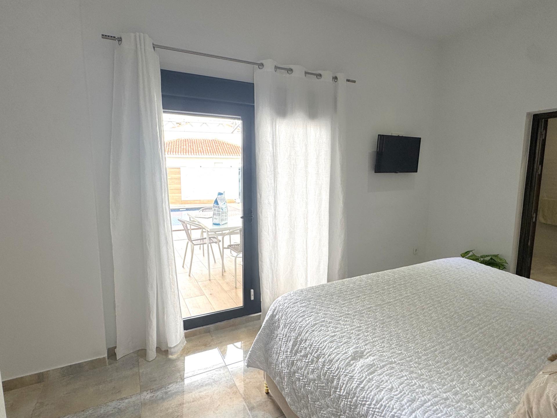 Kitchen in villa for sale in Pilar de La Horadada
