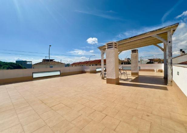 Terrace in villa for sale in Pilar de La Horadada