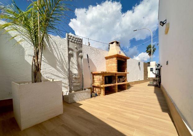 Pool area in villa for sale in Pilar de La Horadada