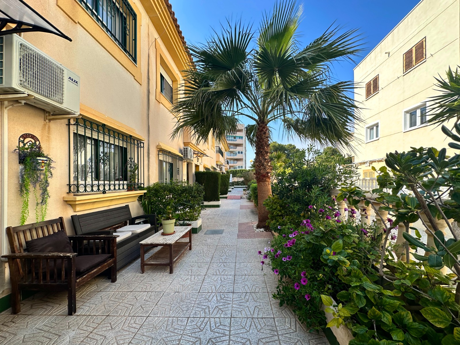 We are delighted to present a stunning three-bedroom property in La Zenia (beachside)