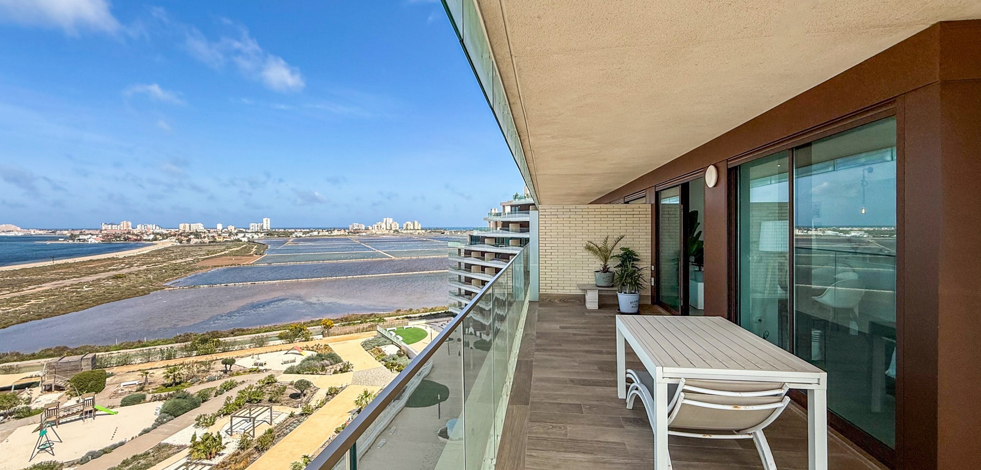 Living room in apartment for sale in Cartagena