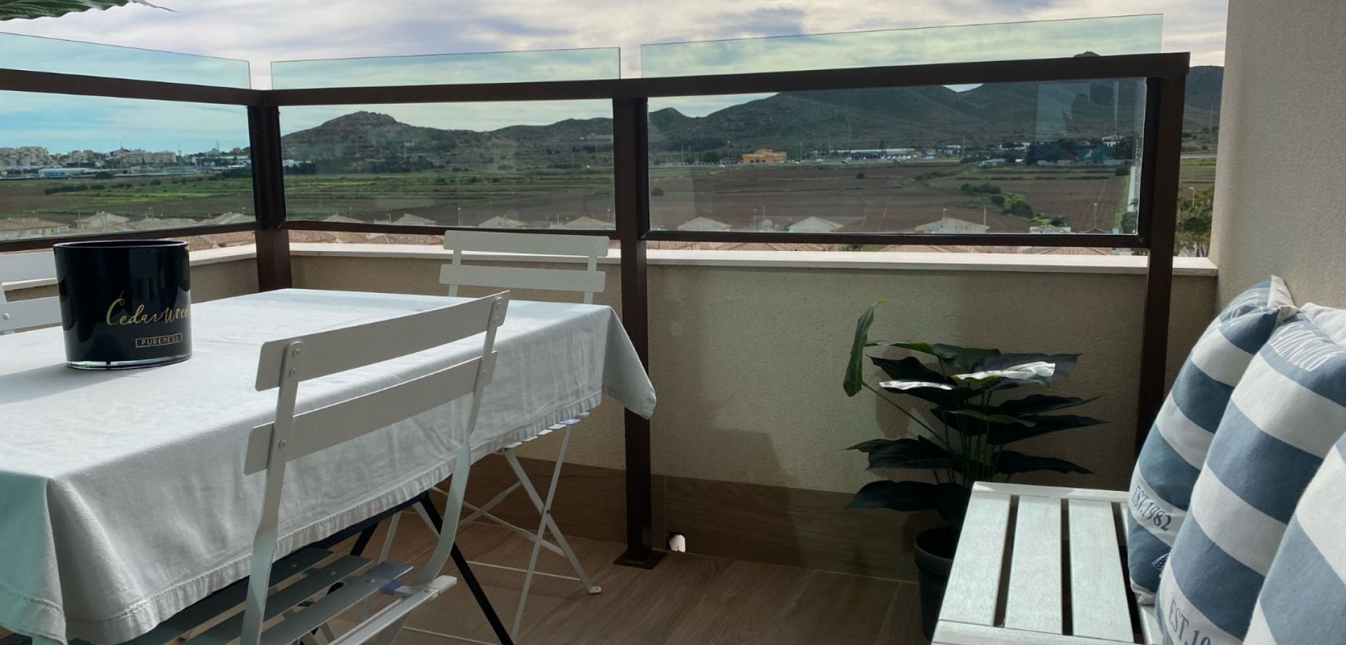 Living room in apartment for sale in Cartagena