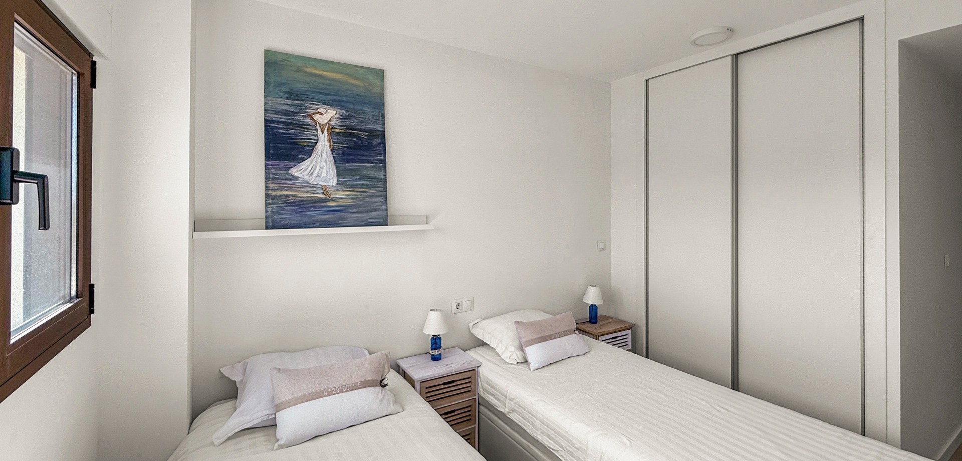 Bedroom in apartment for sale in Cartagena
