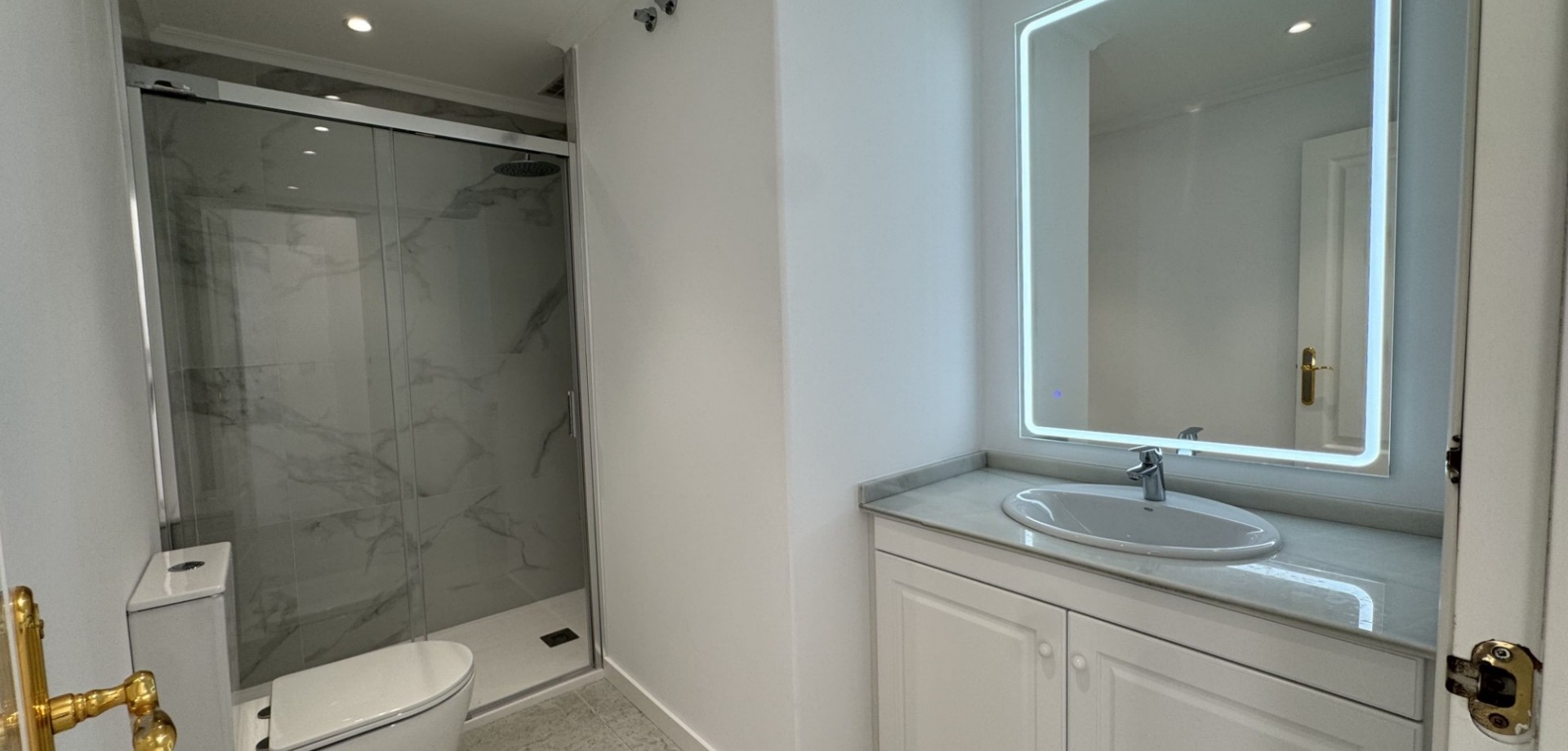 Dining area in apartment for sale in Orihuela Costa