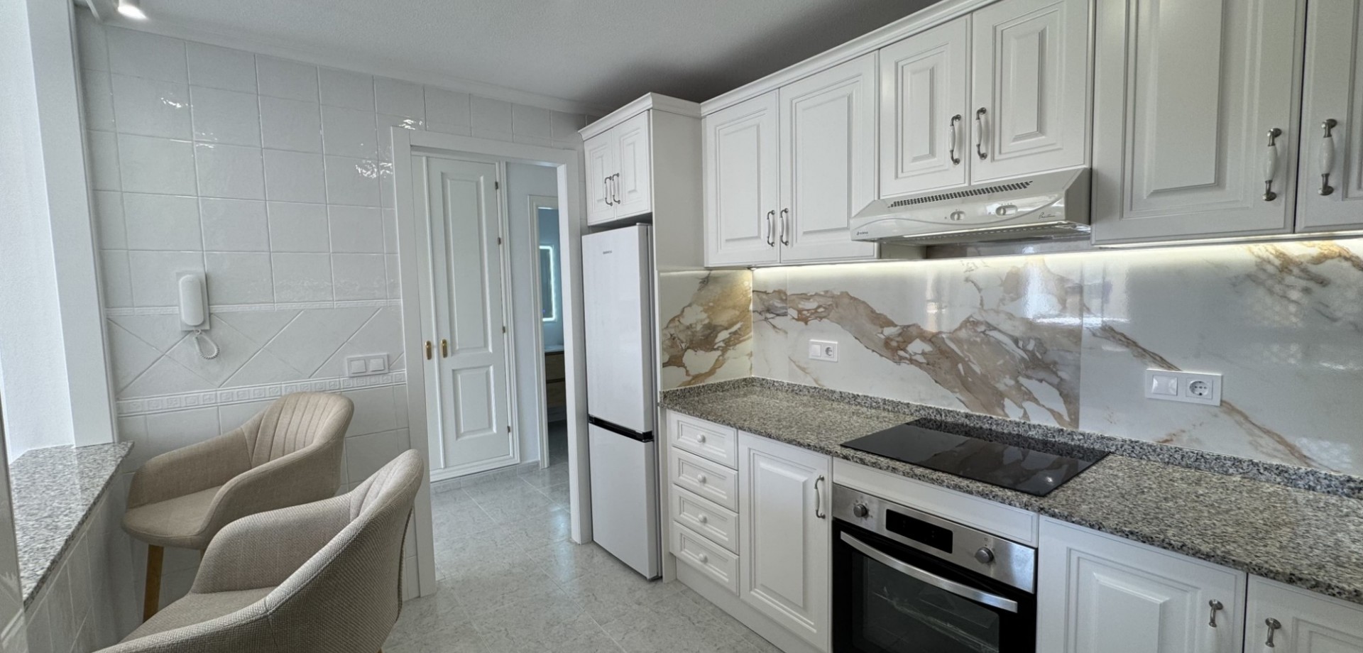 Bathroom in apartment for sale in Orihuela Costa