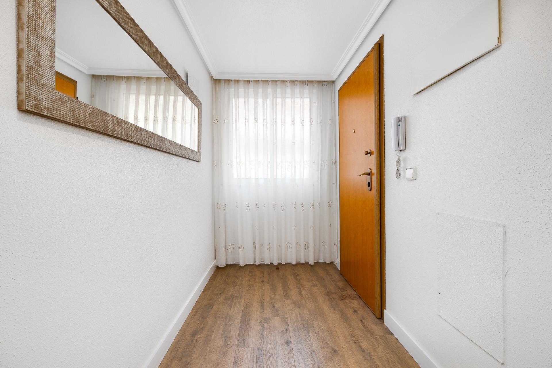 Spacious apartment in the centre of Torrevieja ☀️ Discover this fantastic apartment located in the v