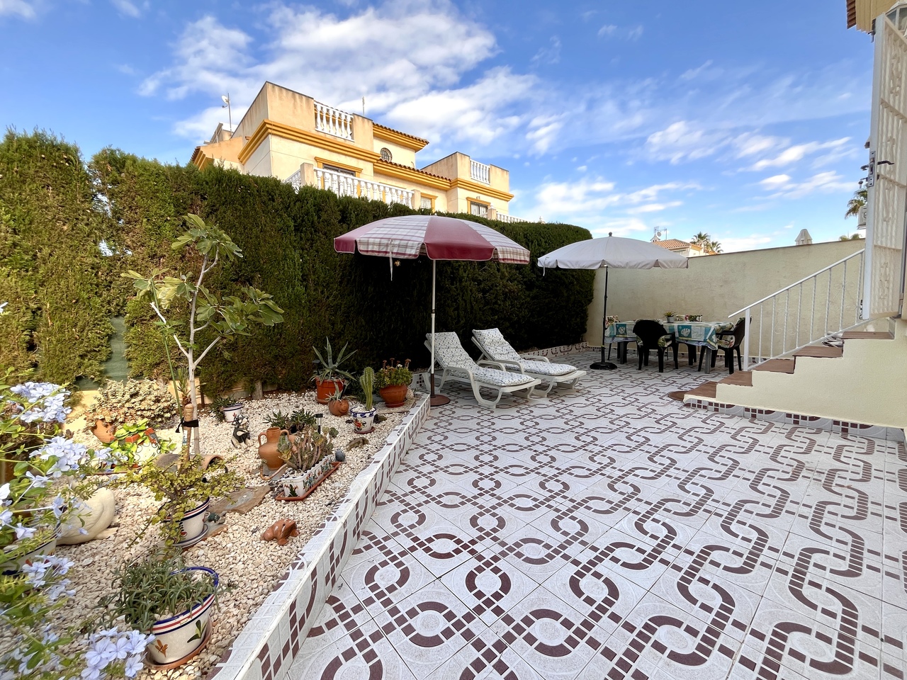 Dining area in apartment for sale in Playa Flamenca