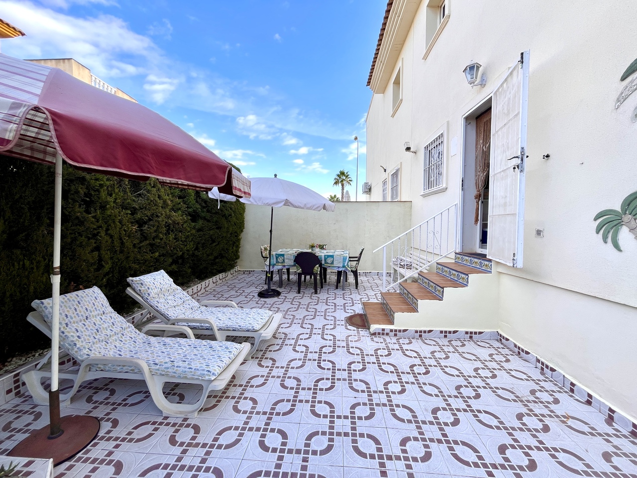 Living room in apartment for sale in Playa Flamenca