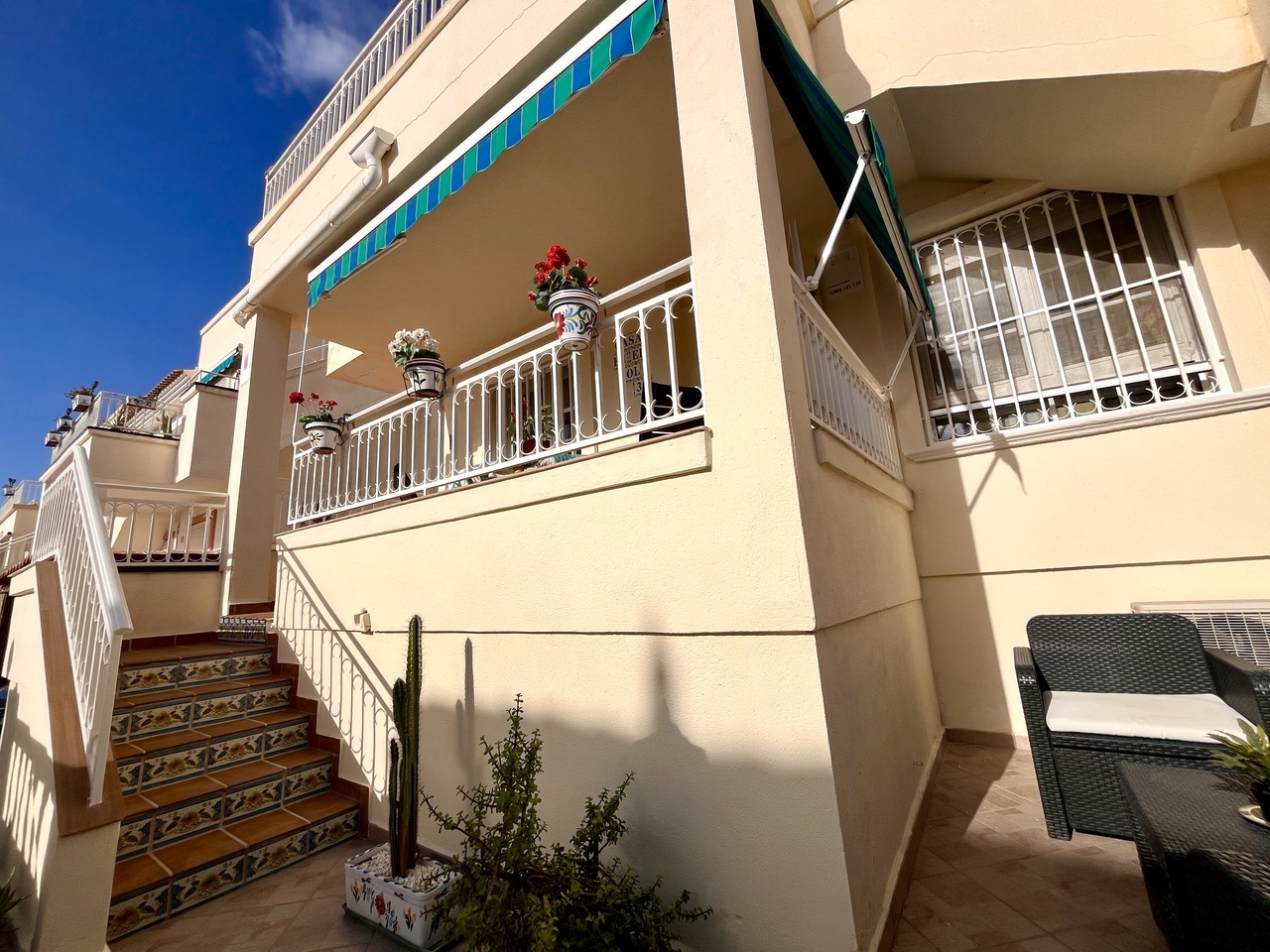 Living room in apartment for sale in Playa Flamenca