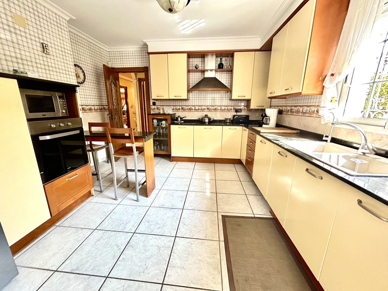 Living room in villa for sale in La Mata