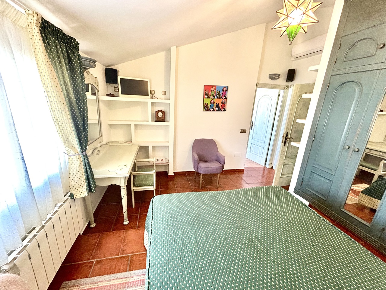 Dining area in villa for sale in La Mata