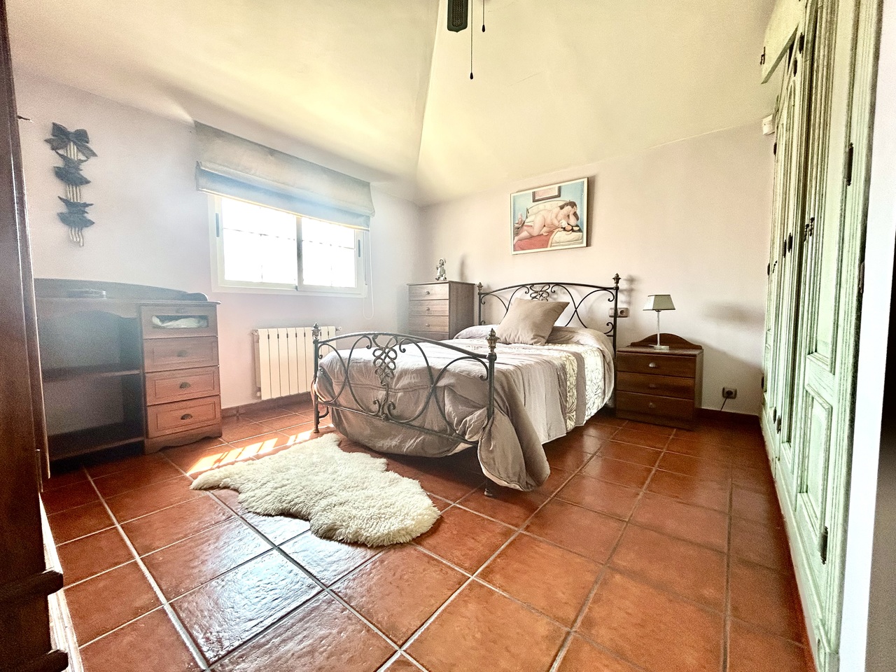 Bedroom in villa for sale in La Mata