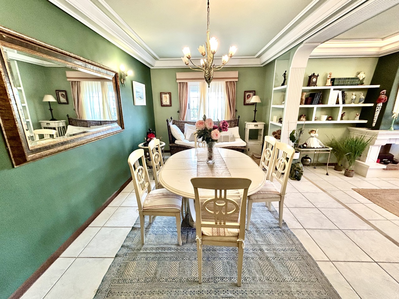 Bedroom in villa for sale in La Mata