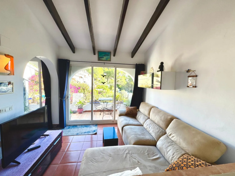 Dining area in duplex for sale in Moraira