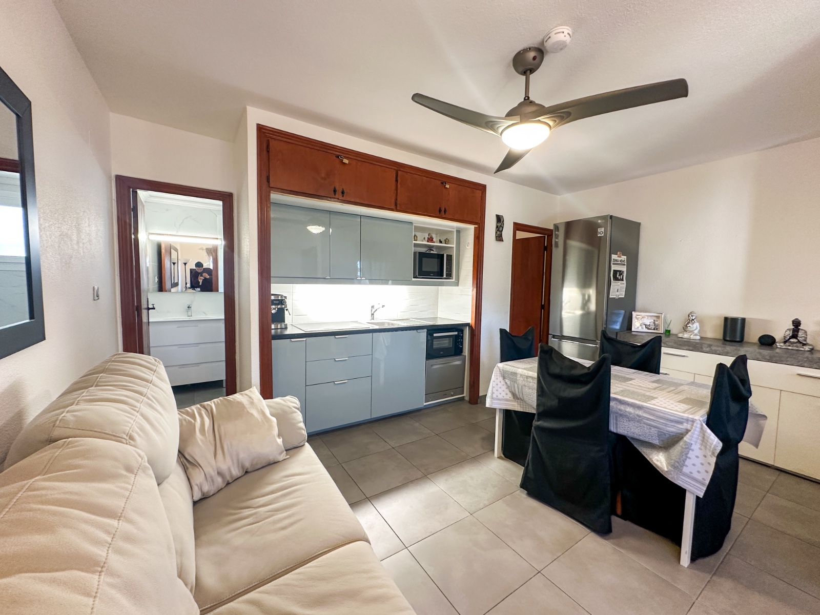 Master bedroom in apartment for sale in Villamartin