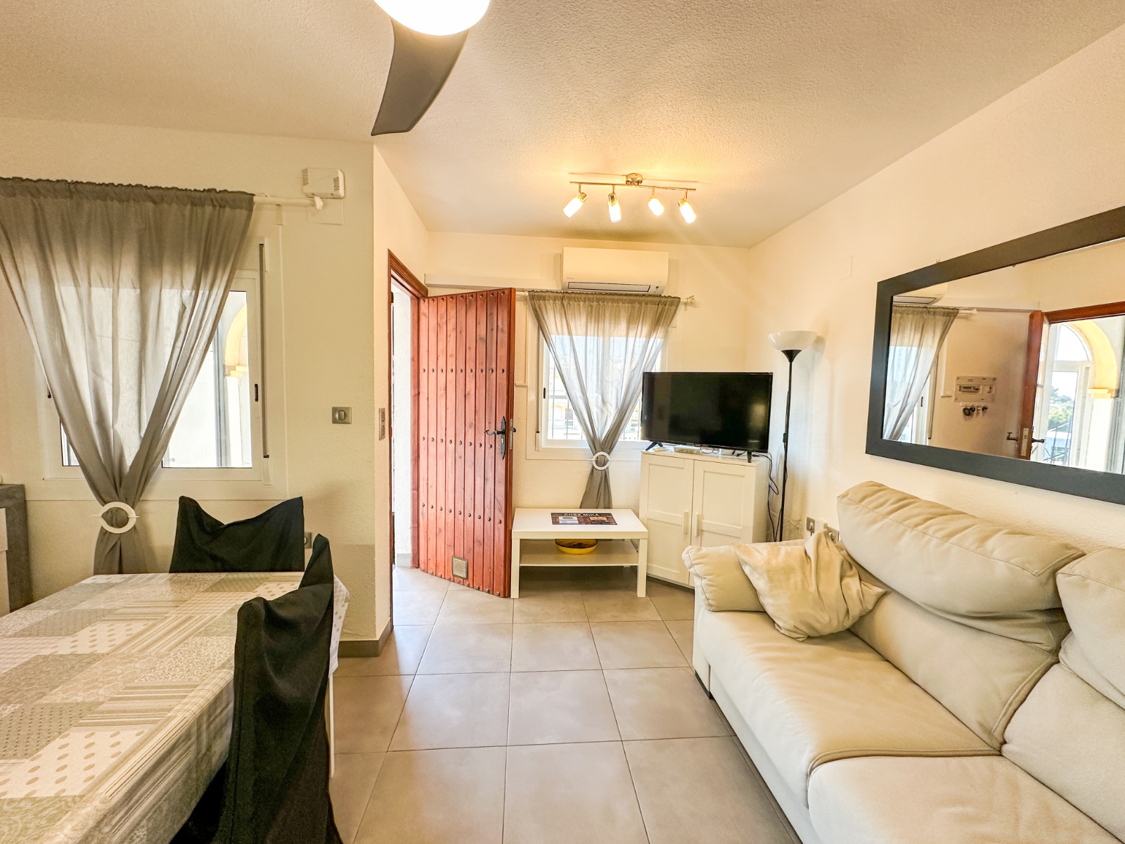 Dining area in apartment for sale in Villamartin