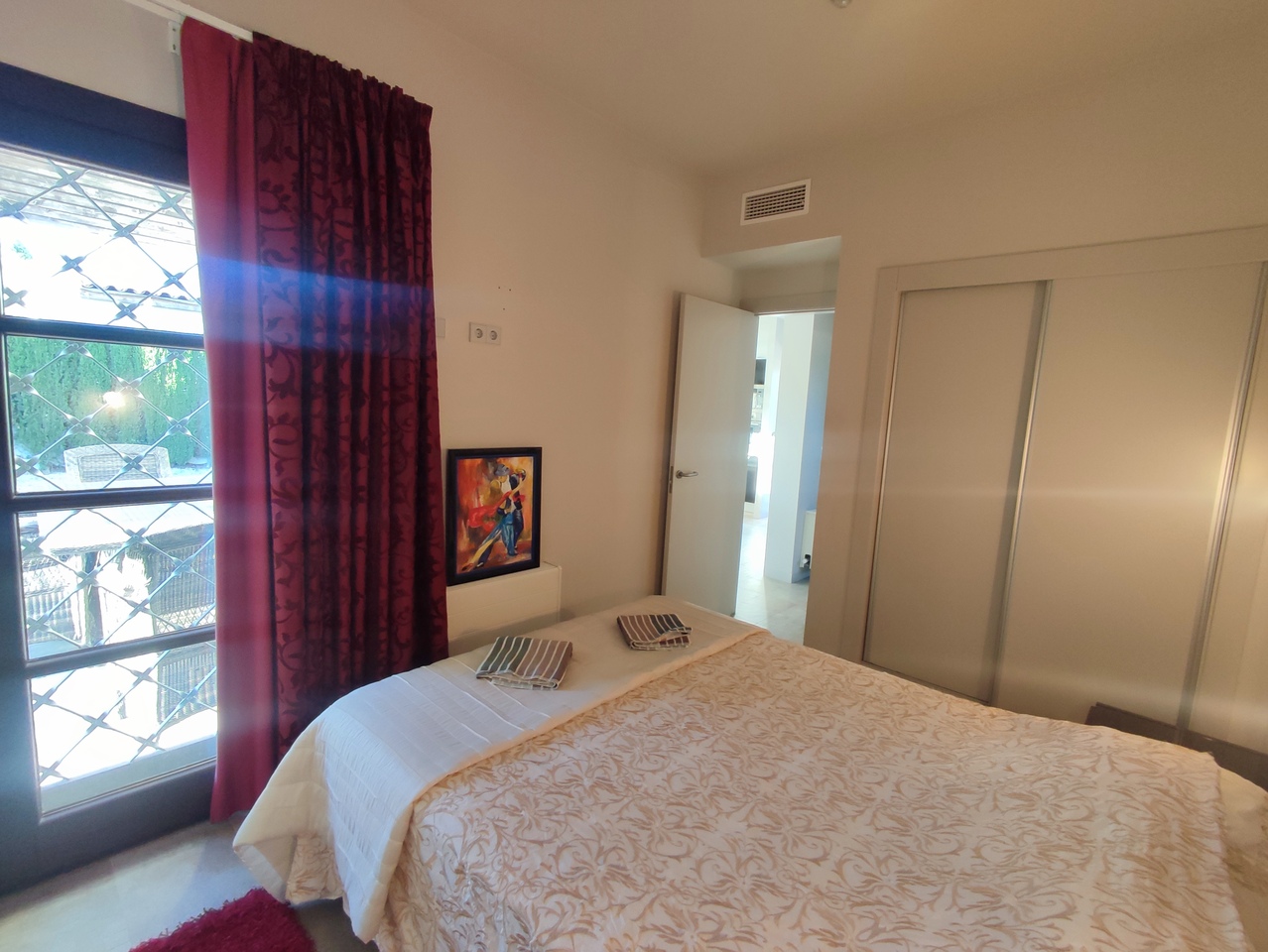 Garden in villa for sale in Peraleja Golf
