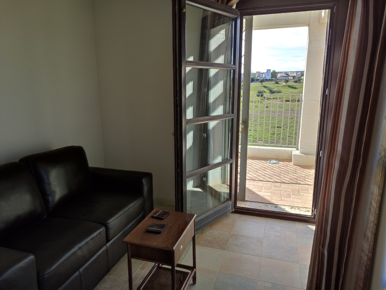 Living room in villa for sale in Peraleja Golf