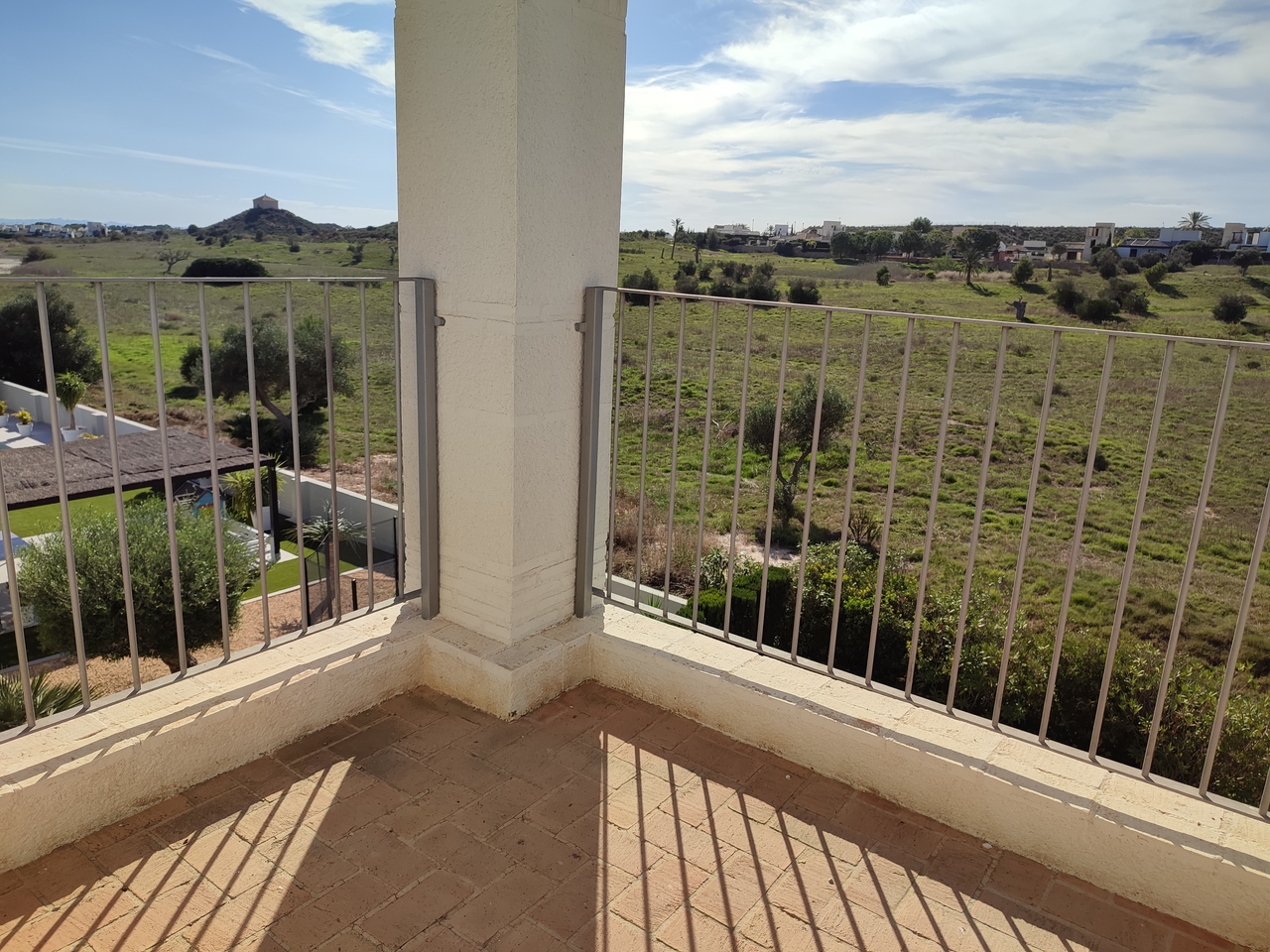 Master bedroom in villa for sale in Peraleja Golf
