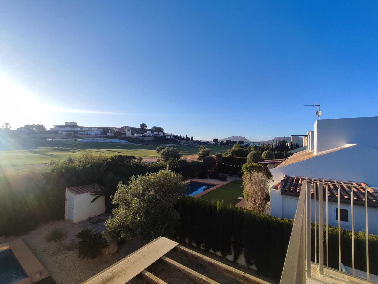 Pool area in villa for sale in Peraleja Golf