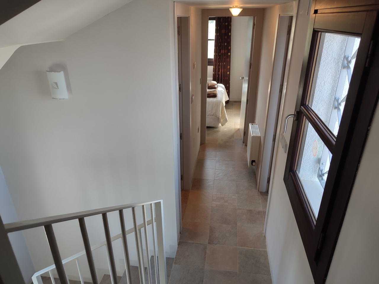 Bedroom in villa for sale in Peraleja Golf