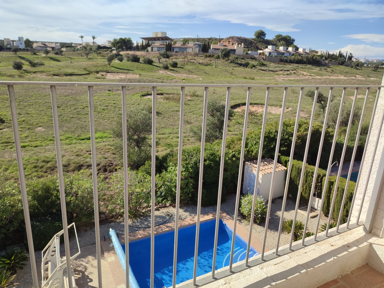 RESALE VILLA - Set on 3 levels there are 3 bedrooms and 2 walkin showers, plus terraces of the bedro