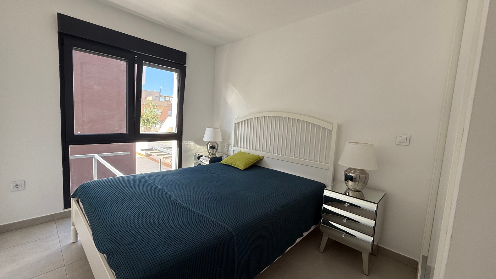 Bedrooms: 2, Bathrooms: 1, Penthouse in Pilar de La Horadada, Alicante, Spain