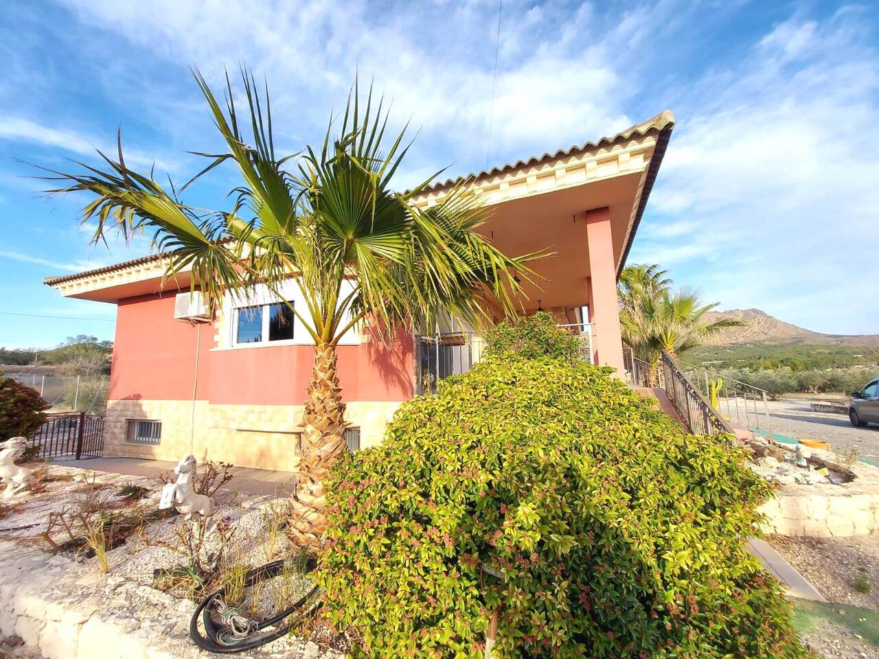 Exterior view in villa for sale in Calasparra
