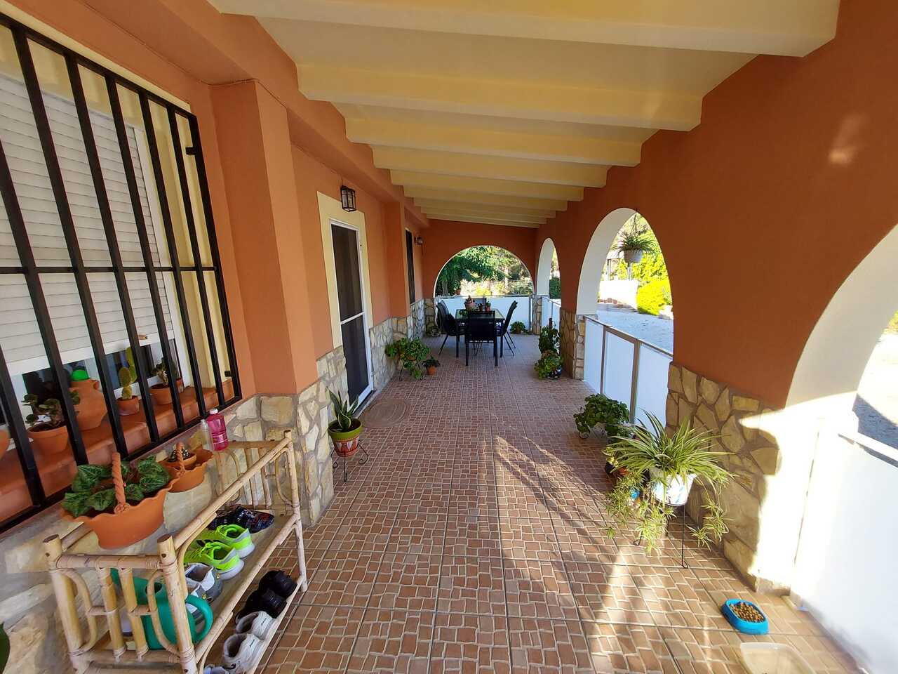 Master bedroom in villa for sale in Calasparra