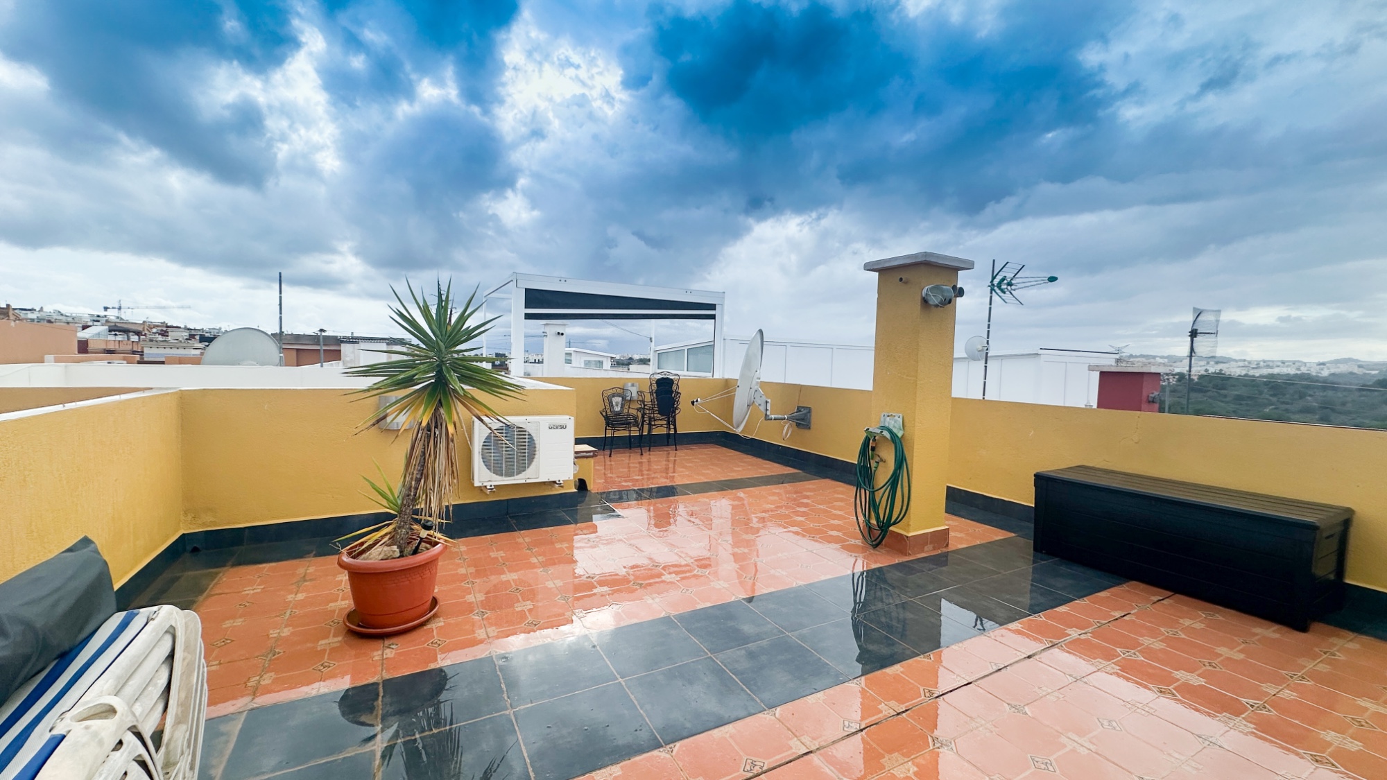 Bedroom in apartment for sale in Orihuela Costa