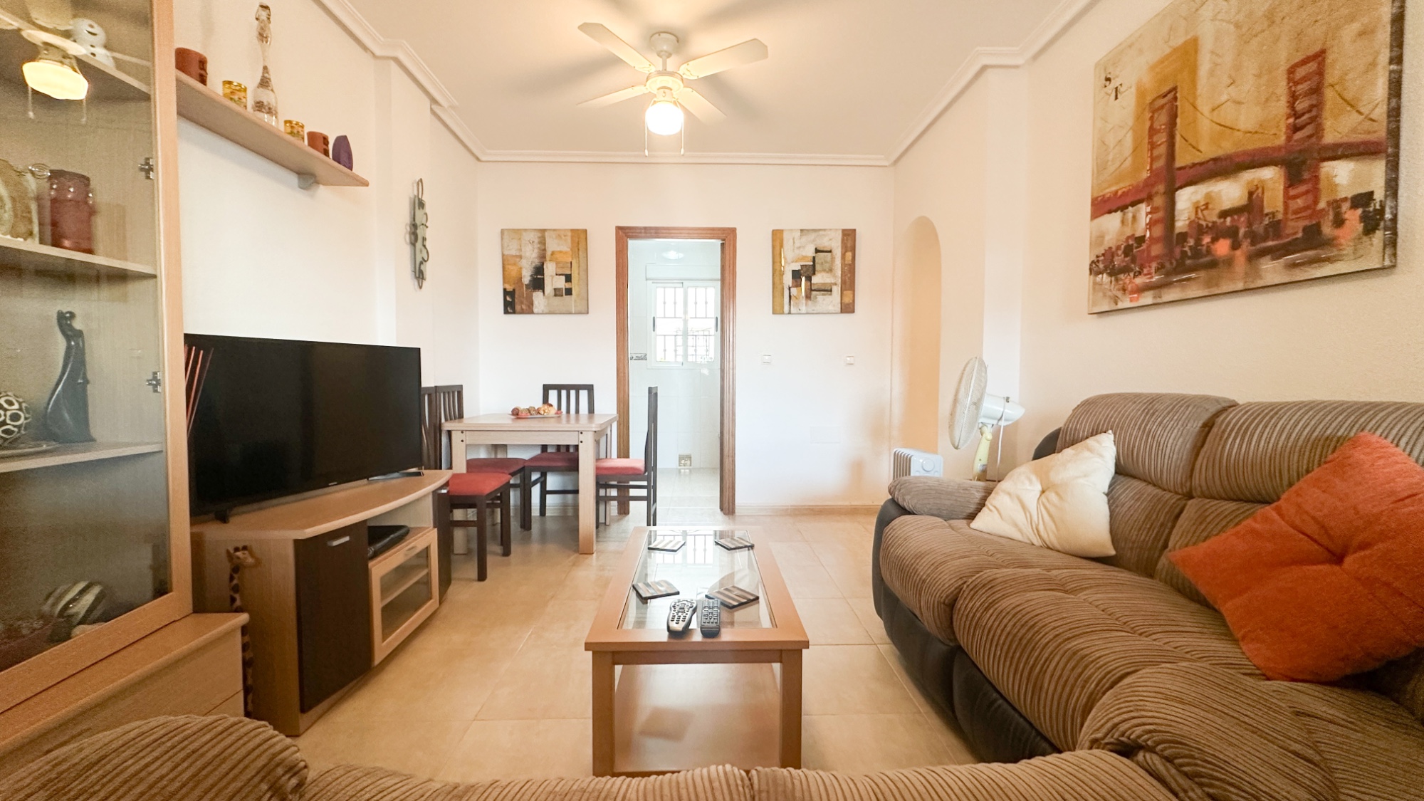 Discover the perfect blend of comfort and coastal living in this beautiful penthouse apartment locat