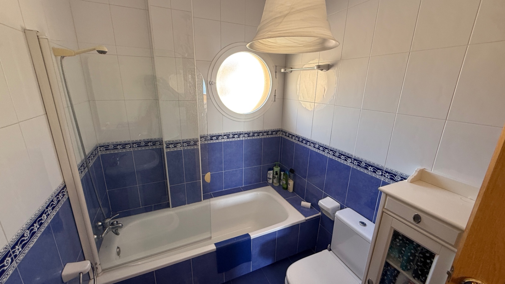 Bedroom in duplex for sale in Orihuela