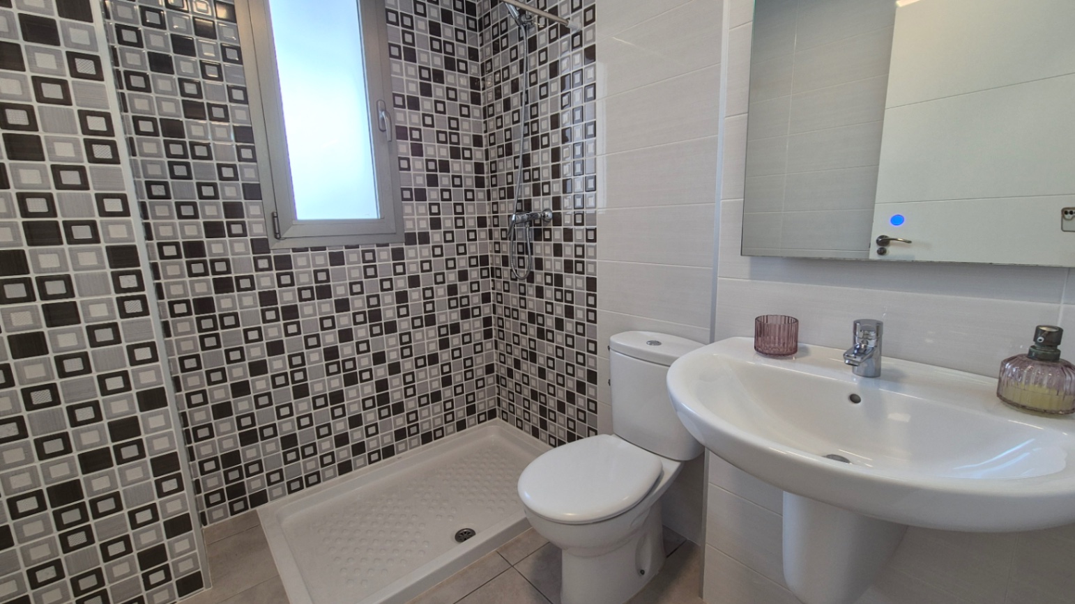 Bedroom in penthouse for sale in Orihuela