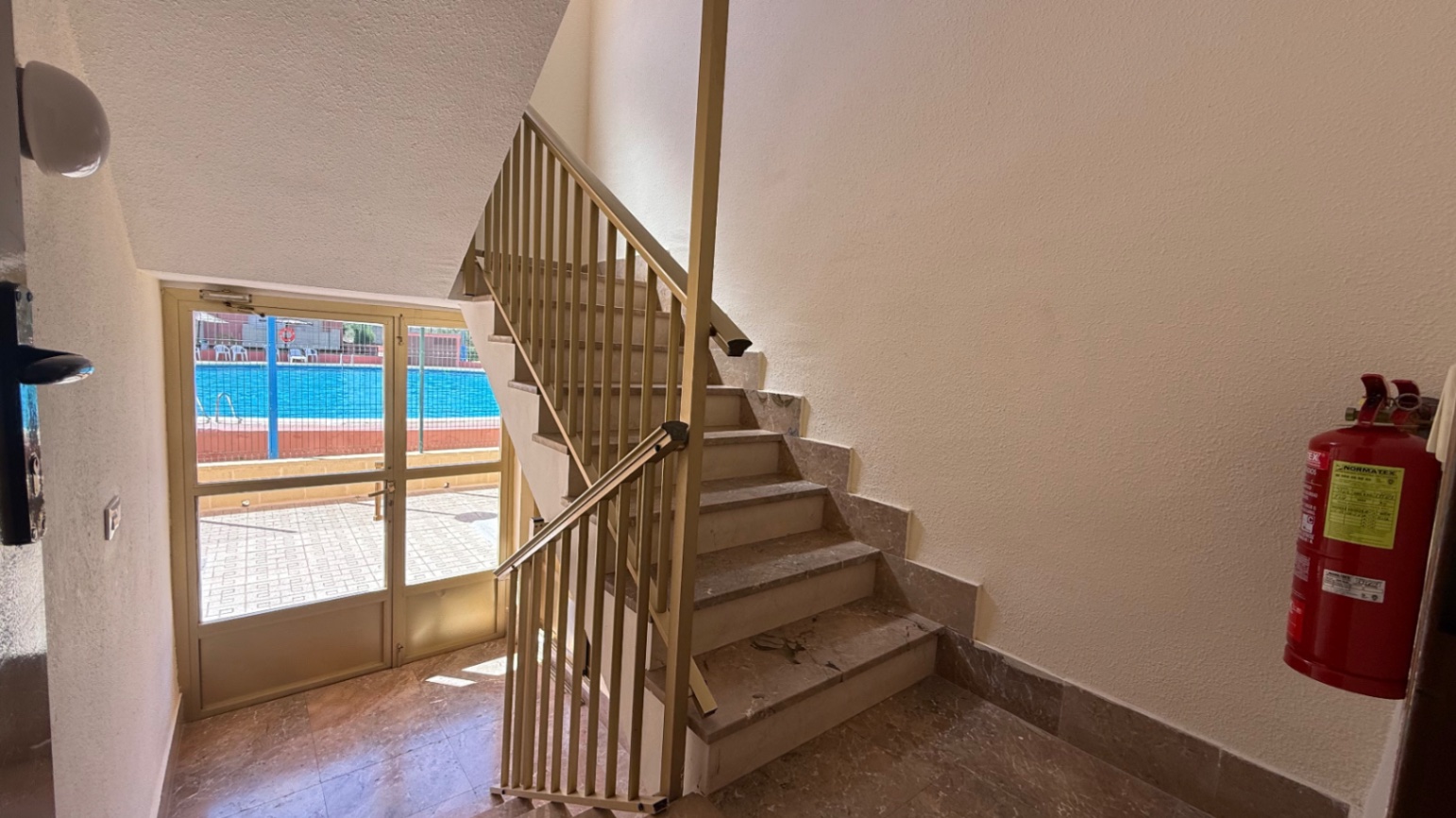 Bedroom in apartment for sale in Cartagena