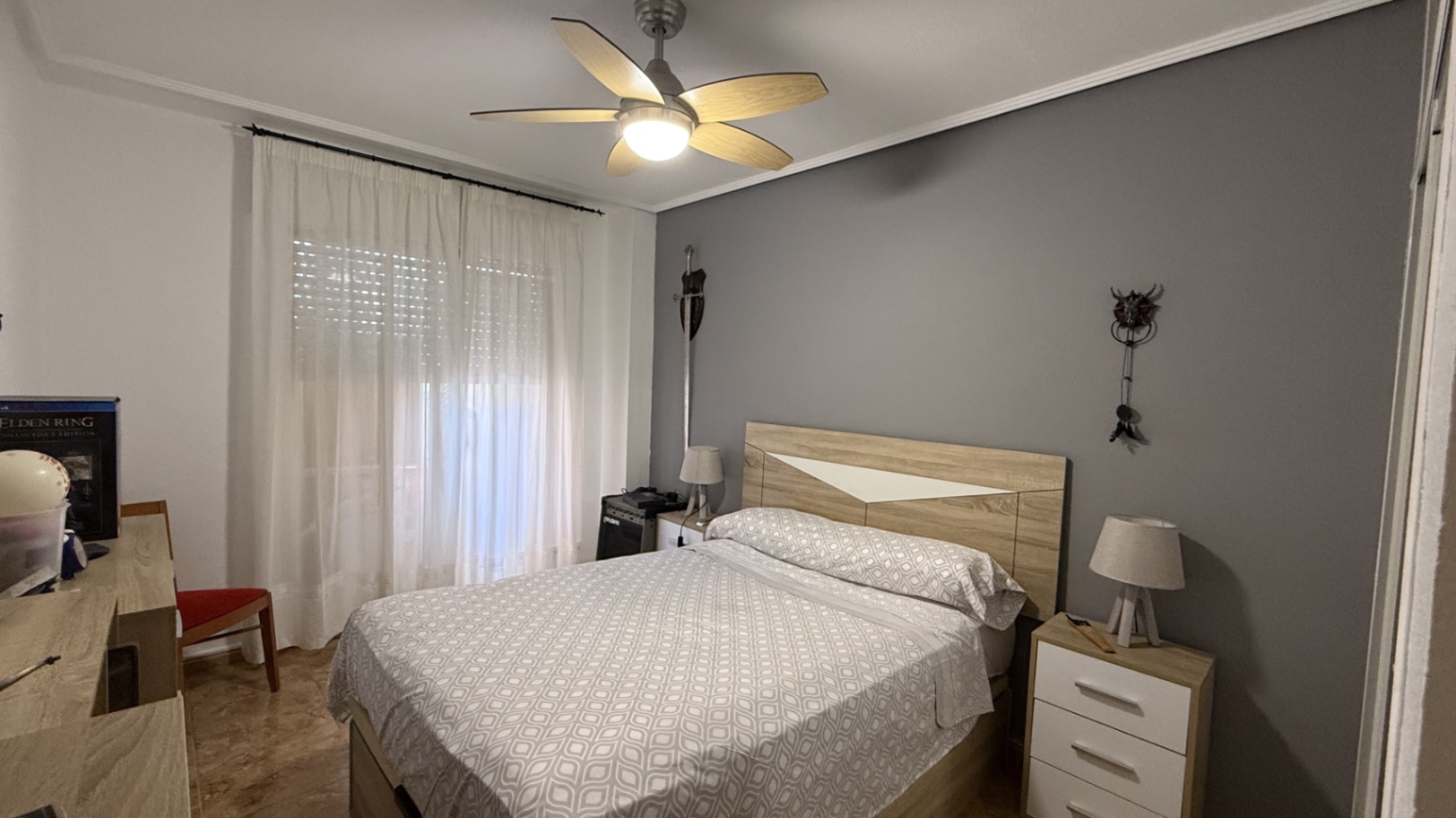 Bedroom in apartment for sale in Cartagena