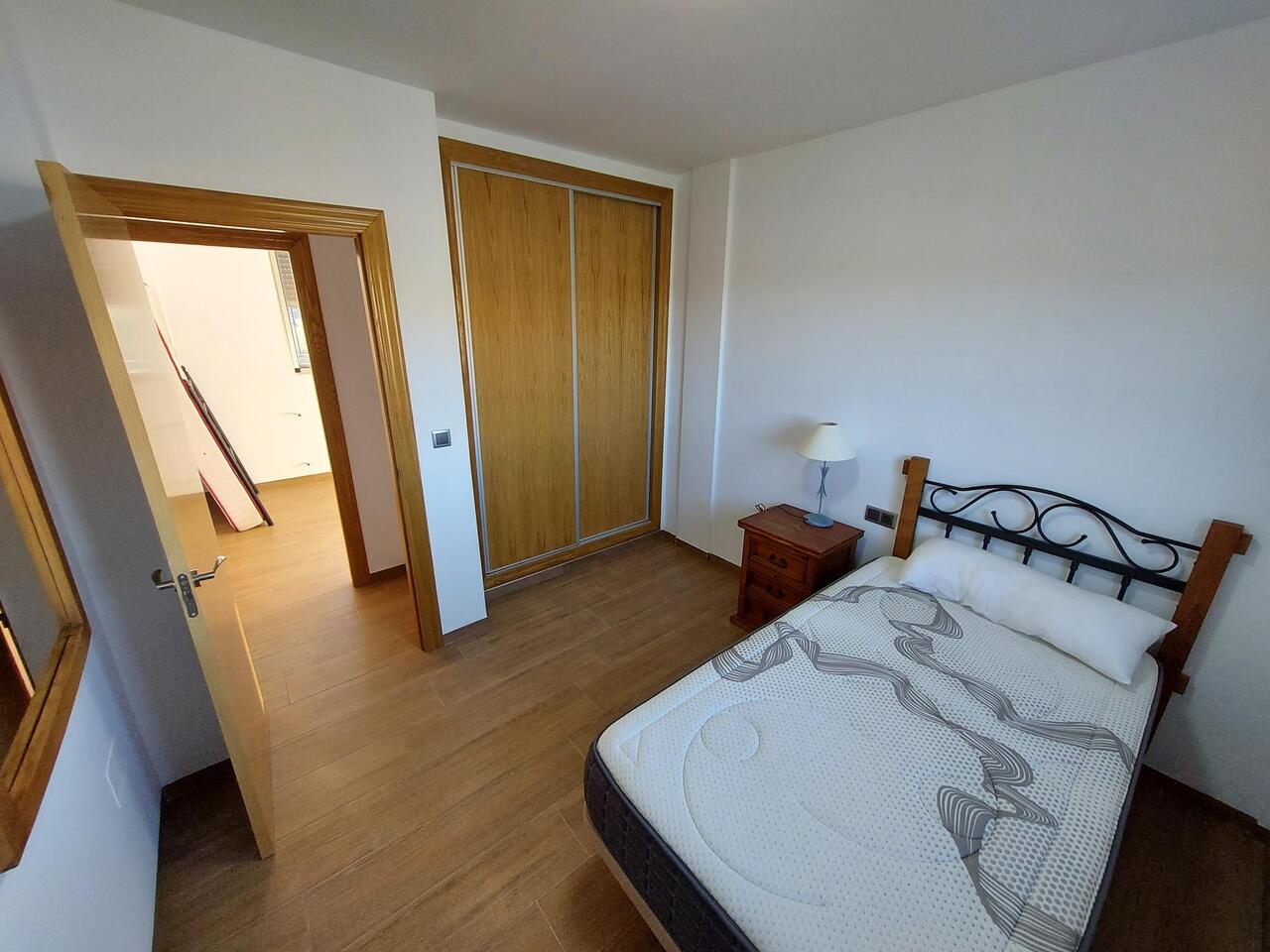 Master bedroom in villa for sale in Calasparra