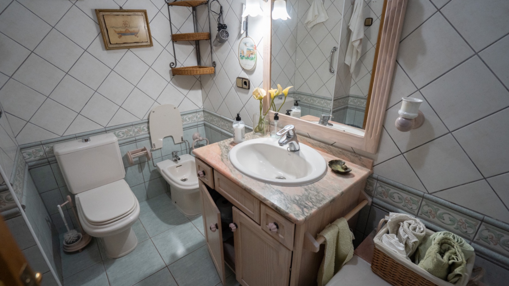 Bedroom in apartment for sale in Torrevieja