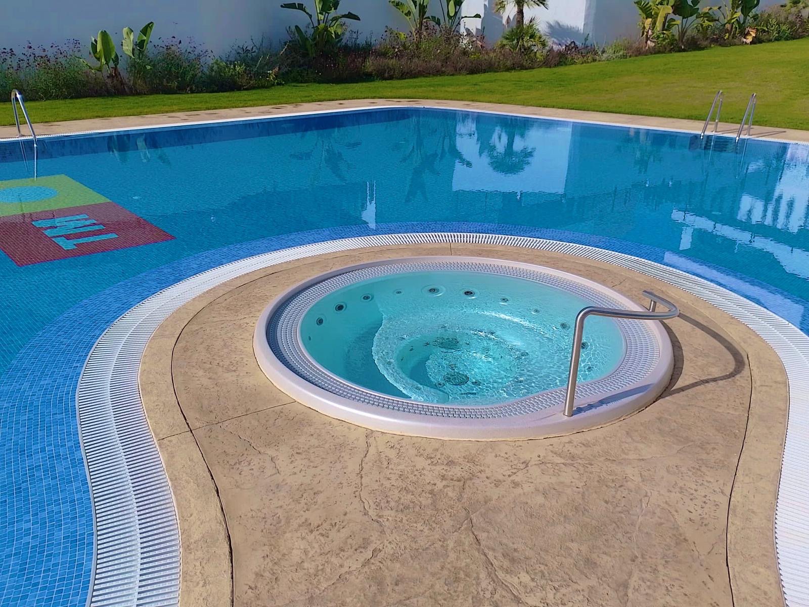 Master bedroom in apartment for sale in Orihuela