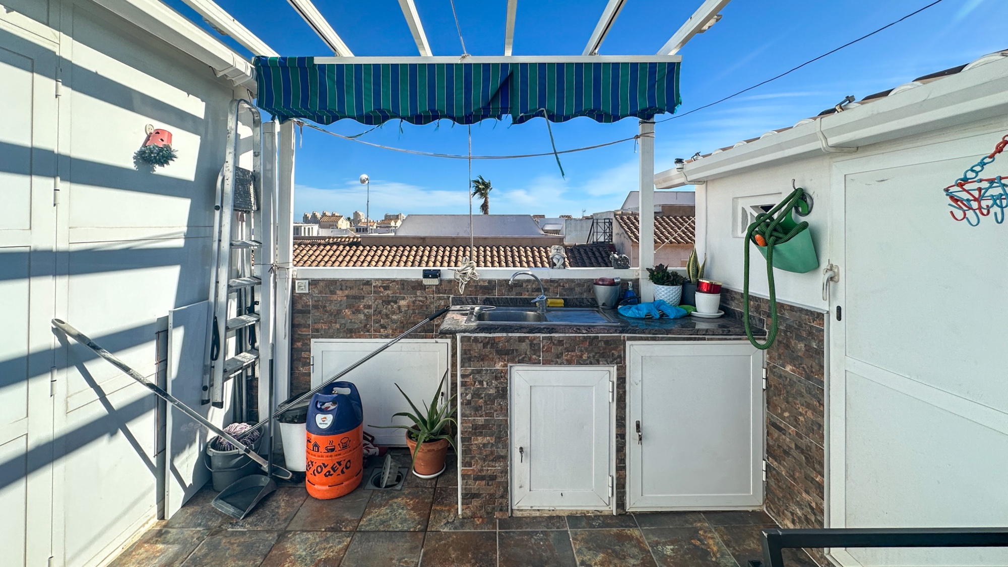 Living room in apartment for sale in Torrevieja