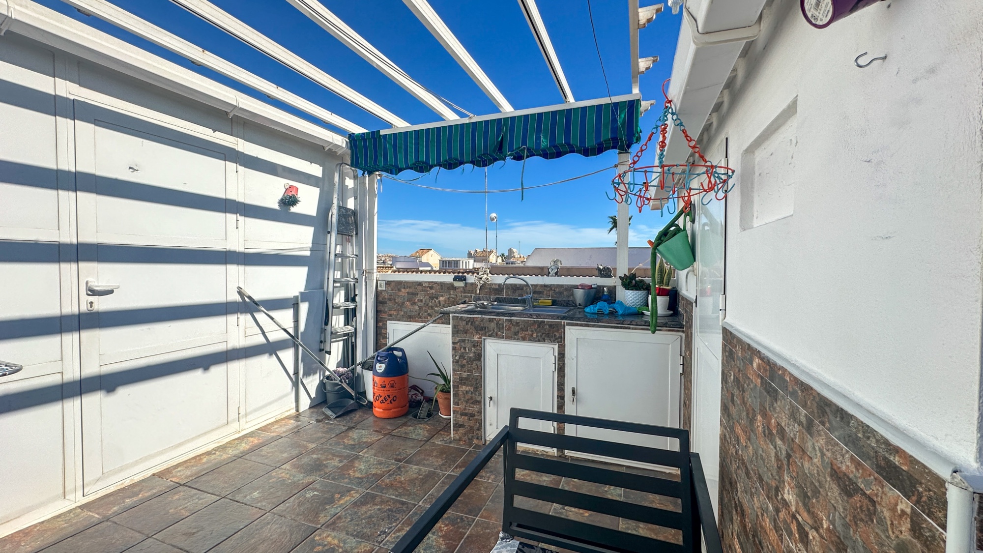 Master bedroom in apartment for sale in Torrevieja