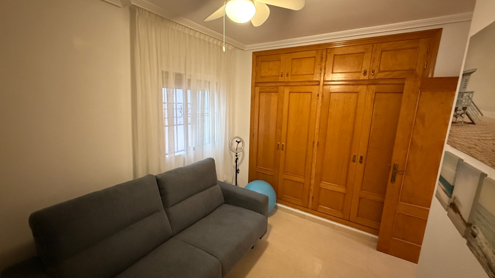 Master bedroom in apartment for sale in Orihuela