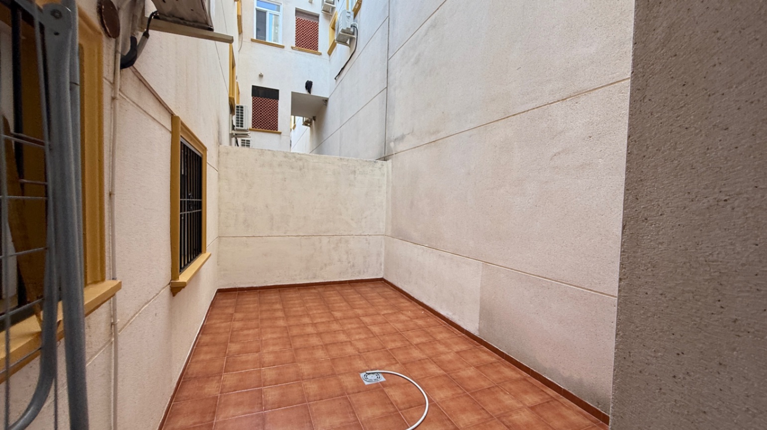 Kitchen in apartment for sale in Orihuela